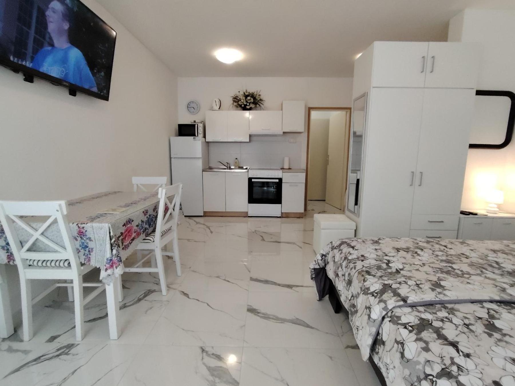 Studio-Apartman Ella Poreč Exteriör bild
